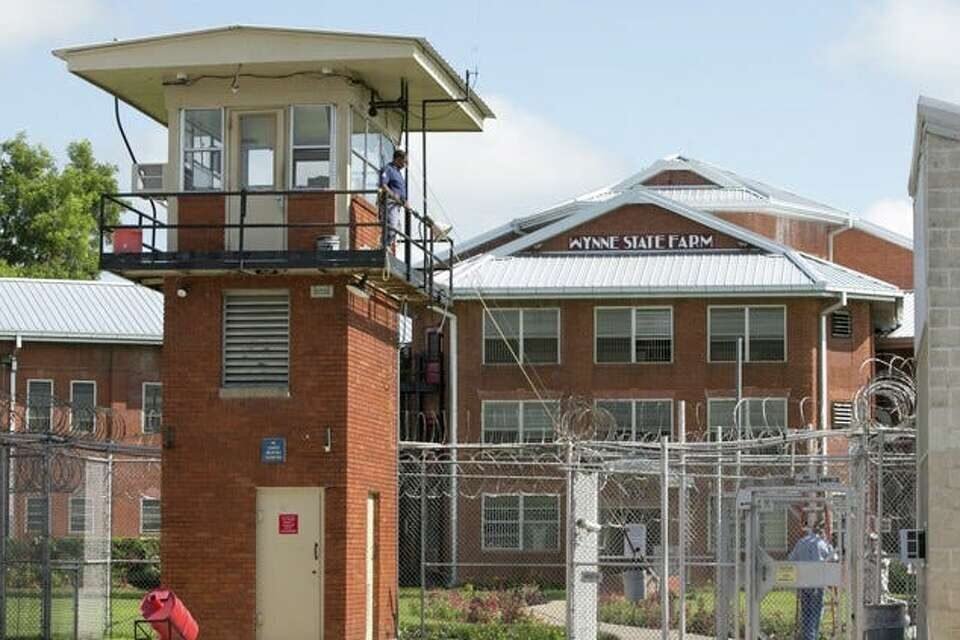 Cody Johnson foi carcereiro na prisão de segurança máxima